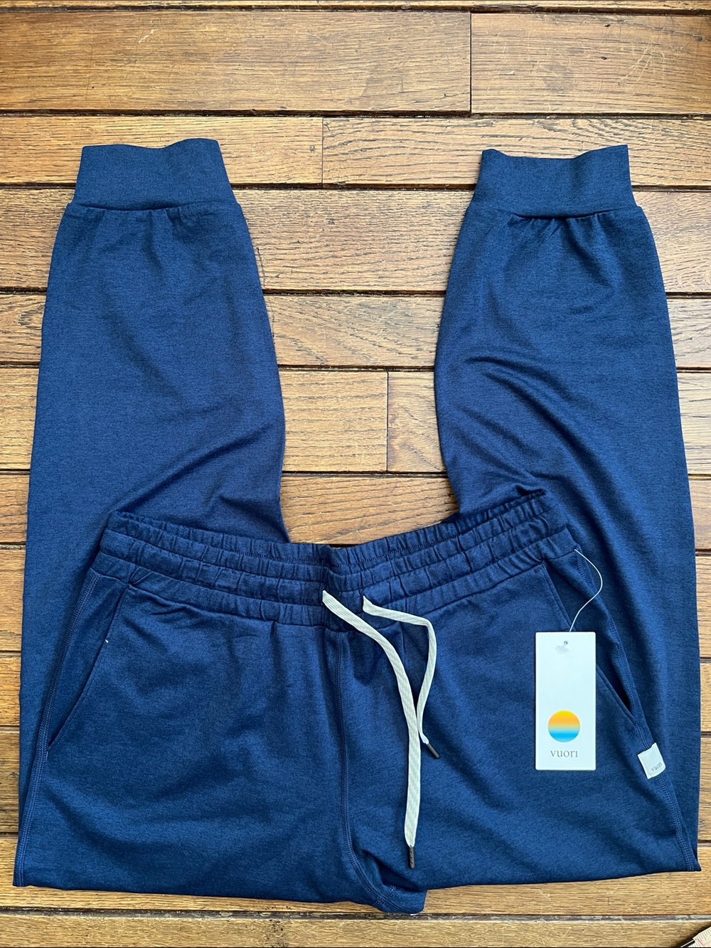 Vuori Blue Coast Heather Navy Performance Jogger Pants Size Small NWT